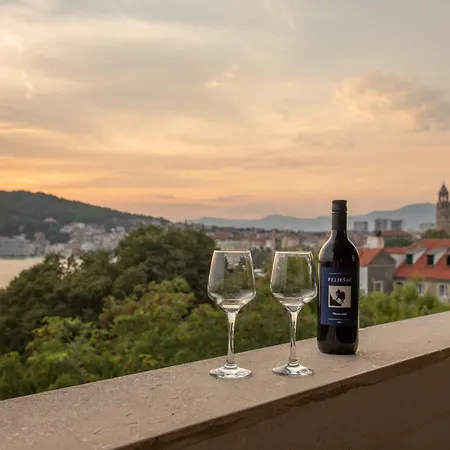 Bregos Superior - Unique Design 3-br - Unbelievable Panoramic View Of - Walking Distance From Unesco Palace And Bacvice - Free Parking - Buralux