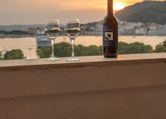 Bregos Superior - Unique Design 3-br - Unbelievable Panoramic View Of - Walking Distance From Unesco Palace And Bacvice - Free Parking - Buralux * 斯普利特