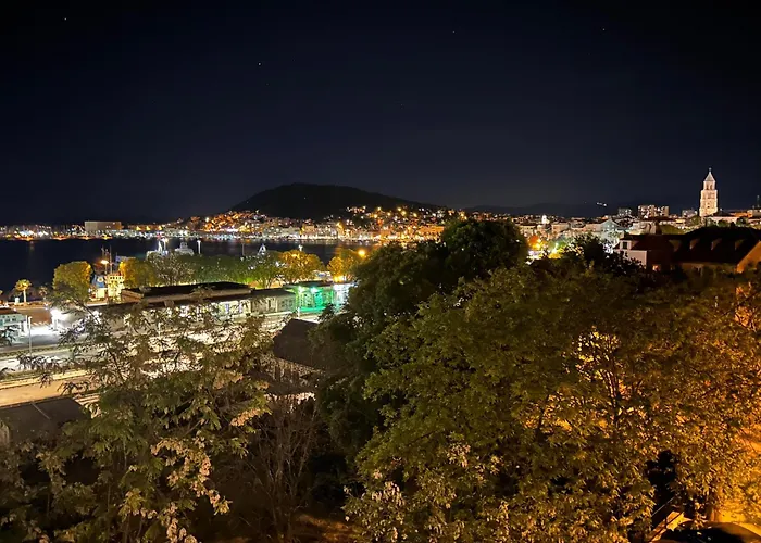 Bregos Superior - Unique Design 3-br - Unbelievable Panoramic View Of - Walking Distance From Unesco Palace And Bacvice - Free Parking - Buralux 斯普利特