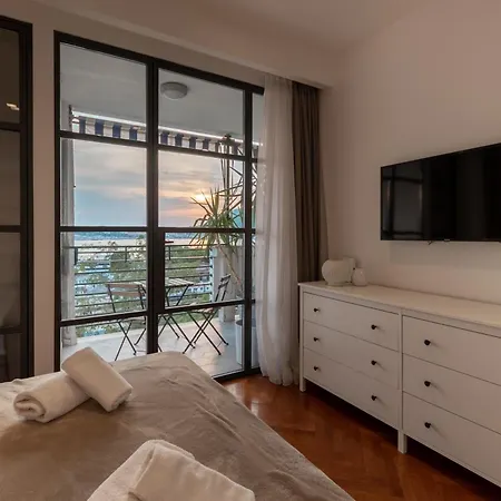 Bregos Superior - Unique Design 3-br - Unbelievable Panoramic View Of - Walking Distance From Unesco Palace And Bacvice - Free Parking - Buralux