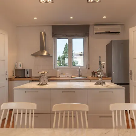 アパート Bregos Superior - Unique Design 3-br - Unbelievable Panoramic View Of - Walking Distance From Unesco Palace And Bacvice - Free Parking - Buralux スプリト